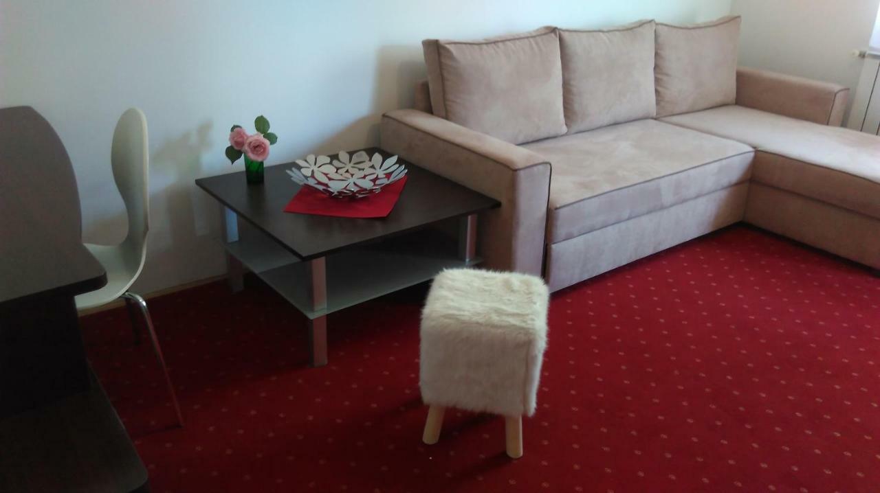 New Point Apartment Zagreb Bagian luar foto